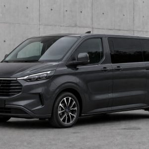 Ford Tourneo Custom 2025